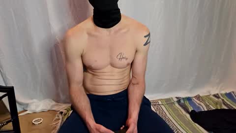 maskedyogaman online show from February 13, 3:46 am