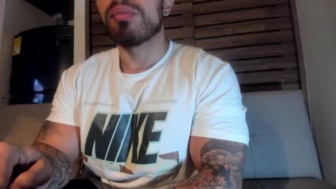 Mason Andre online show from February 28, 2:53 am