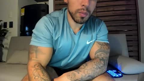 Mason Andre online show from February 19, 5:16 am