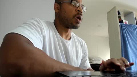 Mason Andre online show from February 14, 6:29 pm