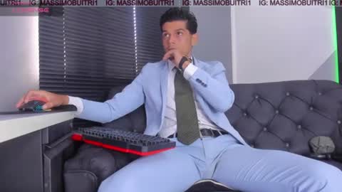 I am Massimo online show from July 10, 12:19 pm