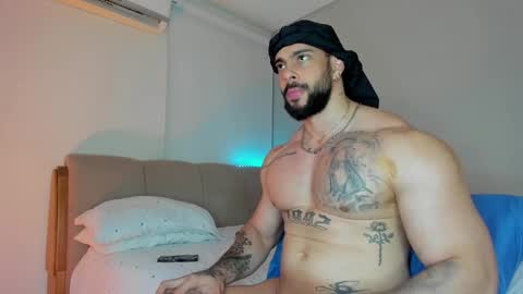 massimo online show from November 4, 12:01 am