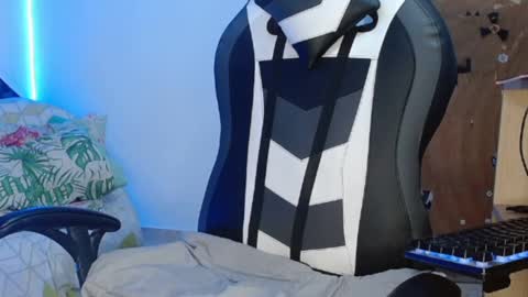 master_black777 online show from September 29, 10:27 pm