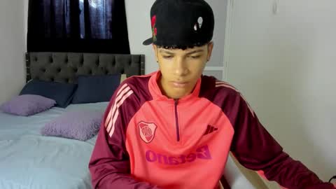 master_boy28 online show from February 19, 7:54 pm