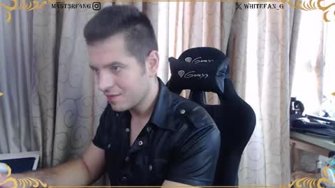 Snapshot of master_fang chatting on October 23, 12:30 pm ALPHA FANG online show from October 23, 12:30 pm