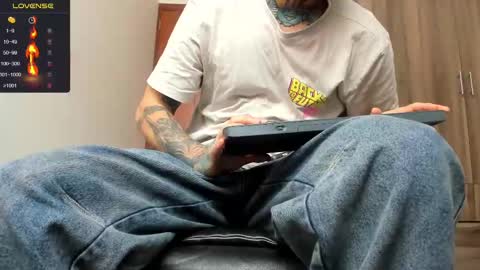 steven  online show from October 29, 4:10 pm