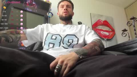 Snapshot of master_steven_01 chatting on December 10, 4:06 pm steven  online show from December 10, 4:06 pm