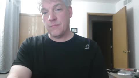 Snapshot of master_thorn chatting on January 26, 3:38 am Master Thorn online show from January 26, 3:38 am