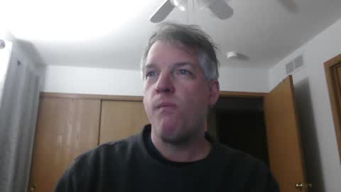 Snapshot of master_thorn chatting on January 27, 2:42 am Master Thorn online show from January 27, 2:42 am