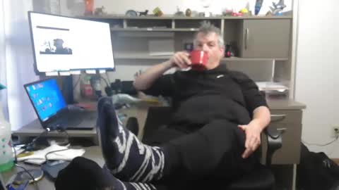 Snapshot of master_thorn chatting on January 13, 2:53 pm Master Thorn online show from January 13, 2:53 pm