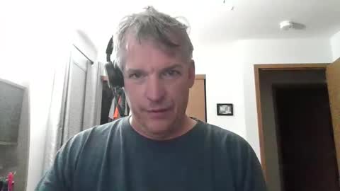 Snapshot of master_thorn chatting on September 27, 3:04 am Master Thorn online show from September 27, 3:04 am