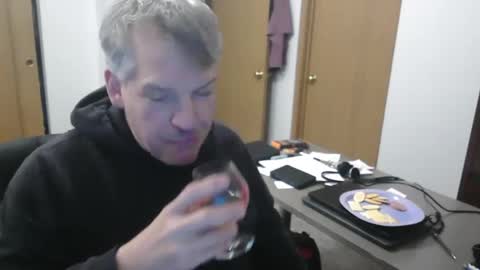 Snapshot of master_thorn chatting on January 13, 12:41 am Master Thorn online show from January 13, 12:41 am