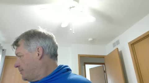 Snapshot of master_thorn chatting on March 2, 6:57 pm Master Thorn online show from March 2, 6:57 pm