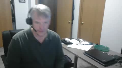 Snapshot of master_thorn chatting on December 31, 1:52 pm Master Thorn online show from December 31, 1:52 pm