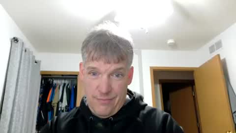 Snapshot of master_thorn chatting on February 13, 2:56 am Master Thorn online show from February 13, 2:56 am