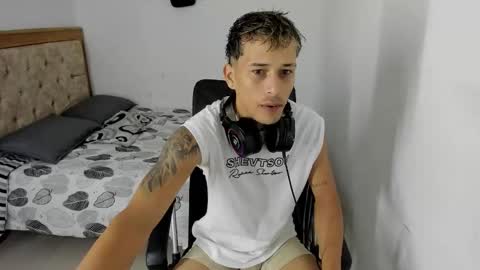 Snapshot of masteralda09 chatting on October 8, 11:47 am Alpha junior online show from October 8, 11:47 am