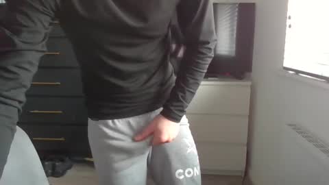 masterjepp92 online show from February 17, 12:38 pm