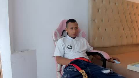mastermorenohot23 online show from July 1, 2:12 am