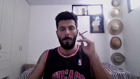 Snapshot of masterofinfatuation chatting on March 2, 4:03 pm   online show from March 2, 4:03 pm