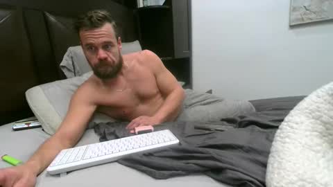 Snapshot of masterppp69 chatting on October 24, 2:13 am MASTERPPP online show from October 24, 2:13 am