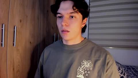 mastrangelo_x online show from February 19, 5:04 am