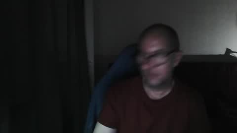 mat11efou online show from October 15, 7:10 pm