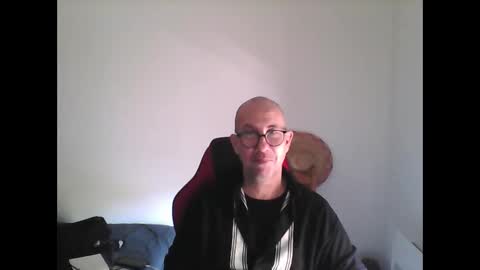 mat11efou online show from April 4, 12:02 pm