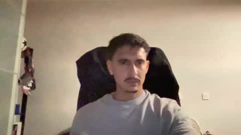 Aaron online show from January 13, 6:16 pm