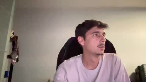 Aaron online show from February 21, 5:31 pm