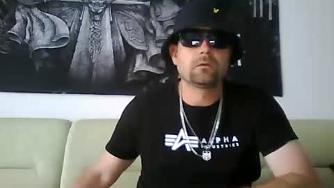 Marcel online show from October 11, 9:02 am