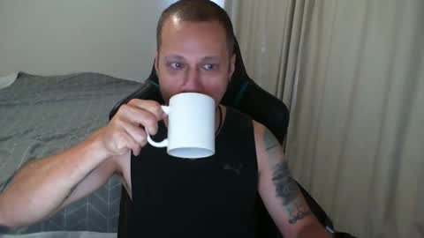 Snapshot of matchy666 chatting on February 21, 8:05 pm Matchy online show from February 21, 8:05 pm