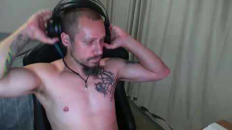 Snapshot of matchy666 chatting on February 26, 7:31 am Matchy online show from February 26, 7:31 am