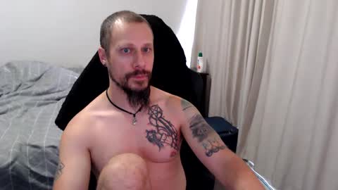 Snapshot of matchy666 chatting on March 12, 5:46 am Matchy online show from March 12, 5:46 am