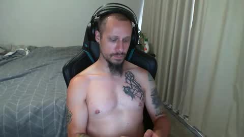 Snapshot of matchy666 chatting on February 25, 6:36 am Matchy online show from February 25, 6:36 am