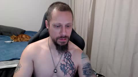 Snapshot of matchy666 chatting on October 10, 7:35 am Matchy online show from October 10, 7:35 am