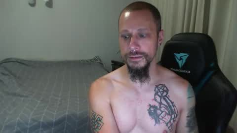 Snapshot of matchy666 chatting on February 7, 9:05 am Matchy online show from February 7, 9:05 am