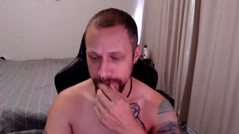 Snapshot of matchy666 chatting on March 10, 11:49 pm Matchy online show from March 10, 11:49 pm