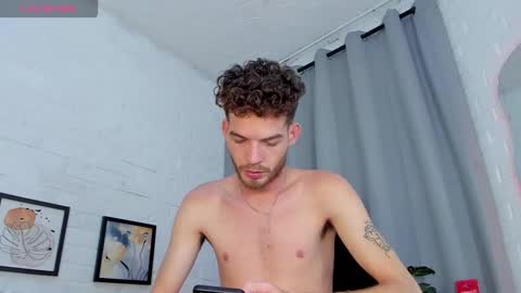 MATEO HUNTER online show from December 19, 6:43 am