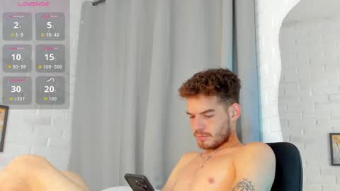 MATEO HUNTER online show from February 7, 4:08 am