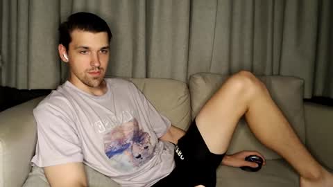 mateo_zeus online show from December 4, 5:22 pm