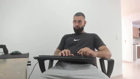 Matheus     online show from March 6, 3:45 pm