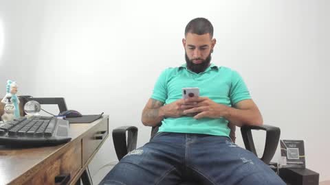 Matheus     online show from February 11, 5:18 pm