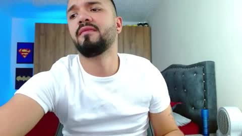 mathewhot3 online show from November 29, 6:26 am