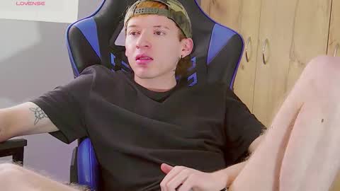 Alejandro Alex online show from November 26, 4:10 pm