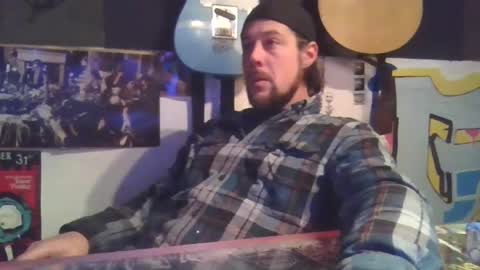 Snapshot of mathydonaski chatting on February 12, 10:37 pm mathydonaski online show from February 12, 10:37 pm