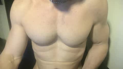 MatiasMatureMuscle online show from May 21, 10:25 pm