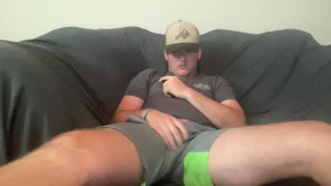 Snapshot of mattdawg13 chatting on September 29, 4:22 am MattDawg13 online show from September 29, 4:22 am