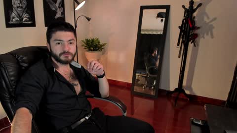 Snapshot of matteo_simpson chatting on February 8, 11:24 pm Matteo simpson online show from February 8, 11:24 pm