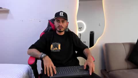 Matthew online show from January 7, 9:09 pm