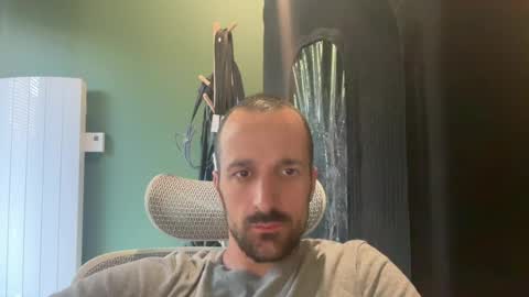 M online show from July 5, 1:29 pm